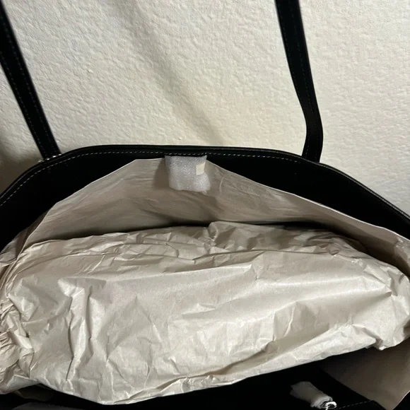 Authentic Coach White and Black Large Tote Bag with a Matching Zip Wristle